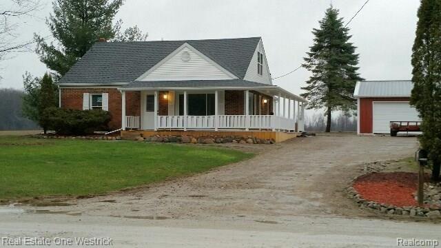 8920 Lambs Road Goodells, MI 48027 - Photo 5 of 60 20160331_084146~3-resized-640.jpg