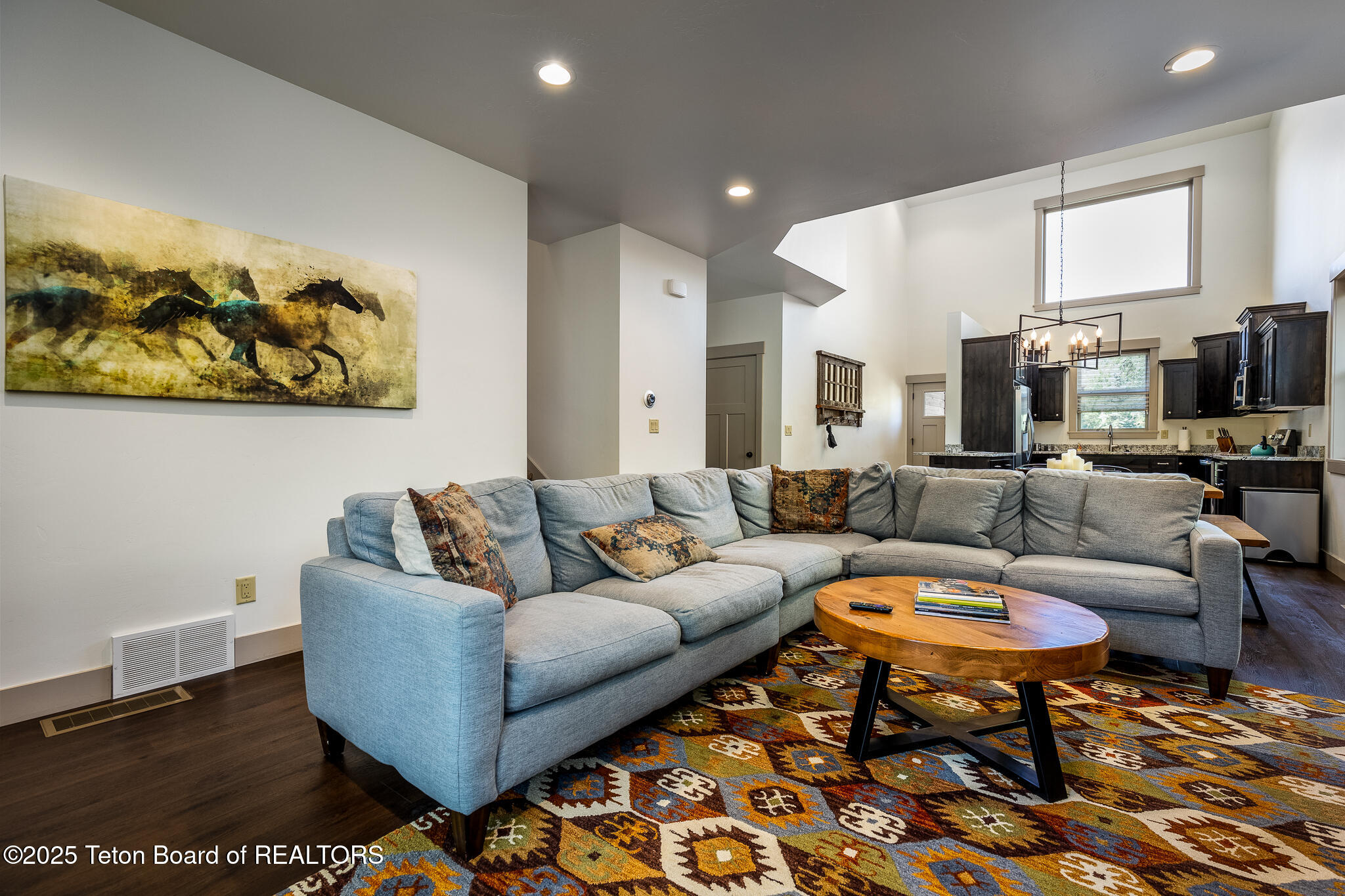 254 Abby Loop Victor, ID 83455 - Photo 9 of 40 image-1