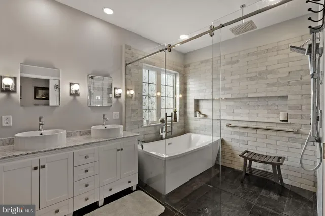 $579,900 | 8 White Tail Path, Lancaster, PA 17602