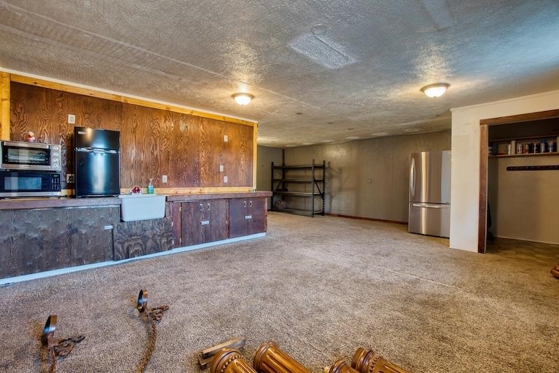 121 West Shaffer Avenue Springdale, WA 99173 - Photo 6 of 31 Gallery Image 6