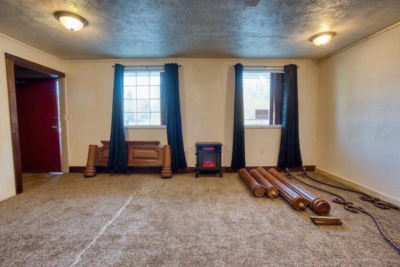 121 West Shaffer Avenue Springdale, WA 99173 - Photo 7 of 31 Gallery Image 7