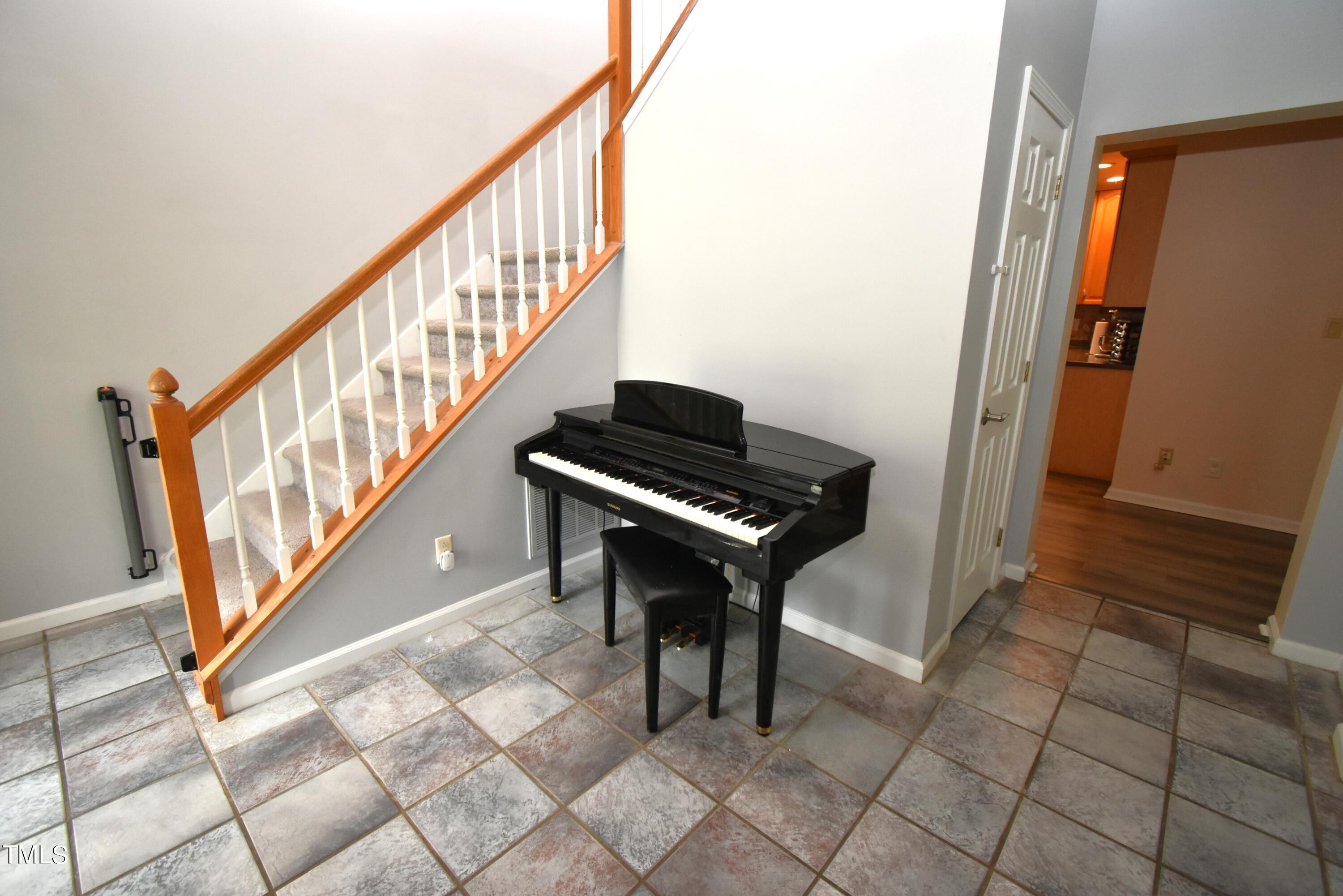 3257 Union Ridge Road Burlington, NC 27217 - Photo 6 of 50 DSC_0015