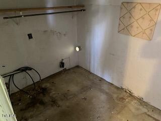 242 Rambling Lane Bluff City, TN 37618 - Photo 13 of 14 rambling int clean 13