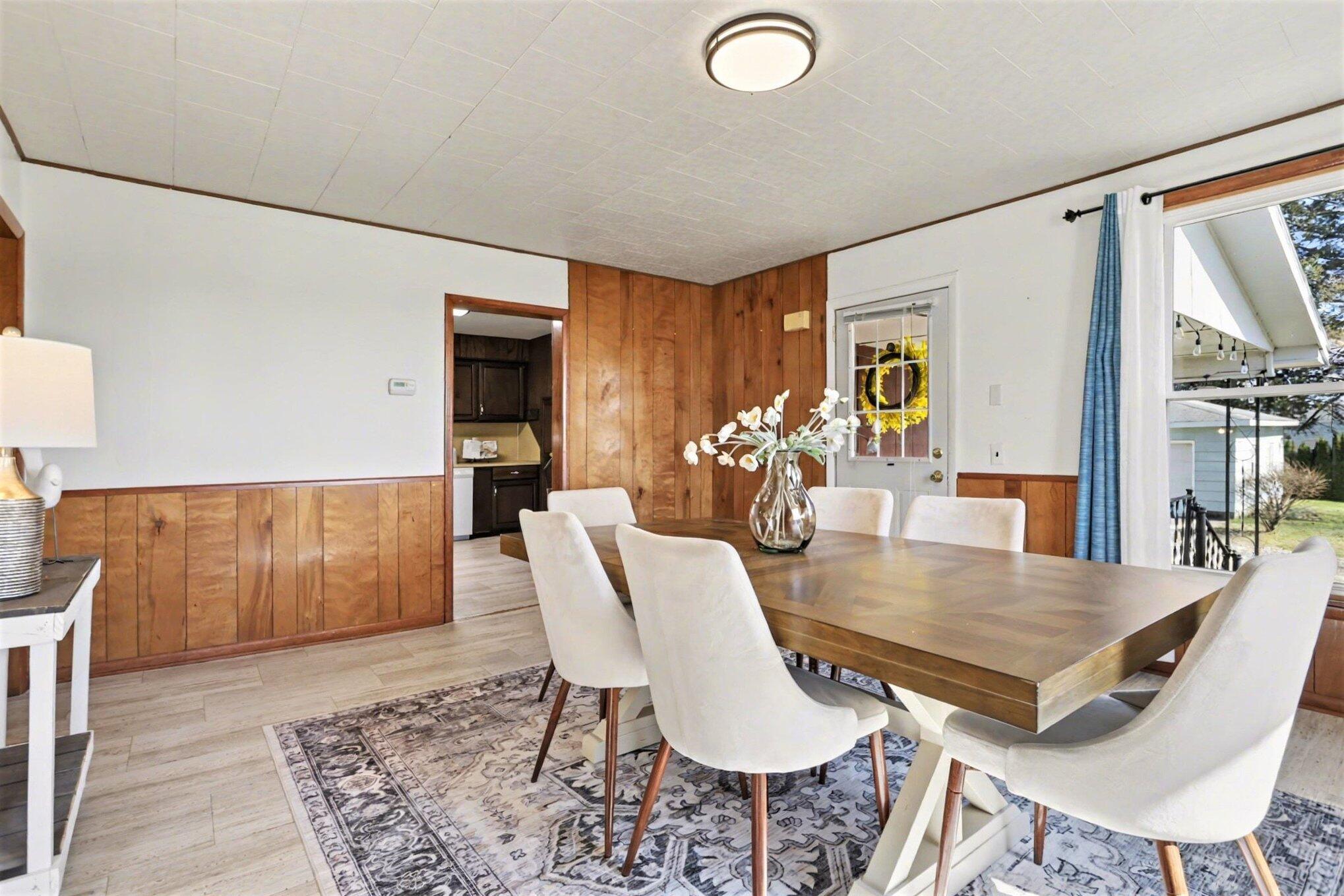 6629 North Branch Road Benton Harbor, MI 49022 - Photo 9 of 56 006_file_8361