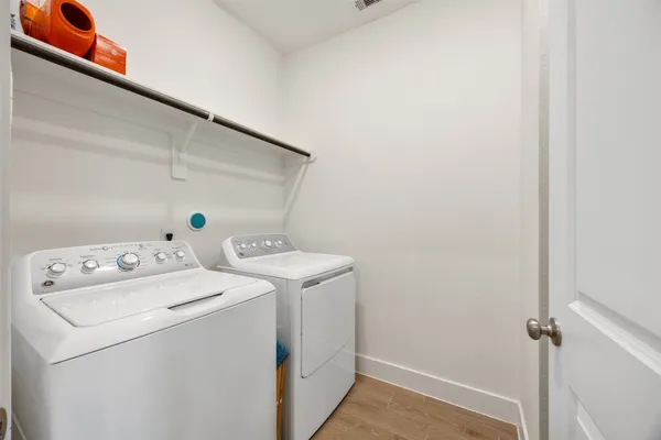 $2,300 | 19375 Poppy Vlg Circle, Magnolia, TX 77355