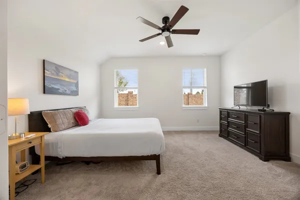 $2,300 | 19375 Poppy Vlg Circle, Magnolia, TX 77355