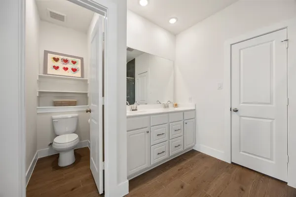 $2,300 | 19375 Poppy Vlg Circle, Magnolia, TX 77355