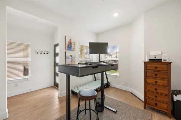 $2,300 | 19375 Poppy Vlg Circle, Magnolia, TX 77355