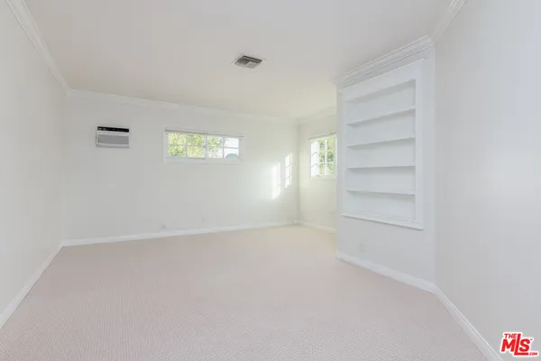 $7,500 | 4519 Van Noord Avenue, Studio City, CA 91604