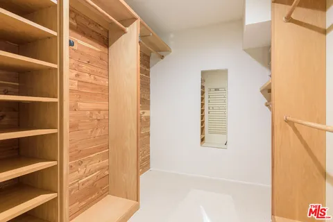 $7,500 | 4519 Van Noord Avenue, Studio City, CA 91604