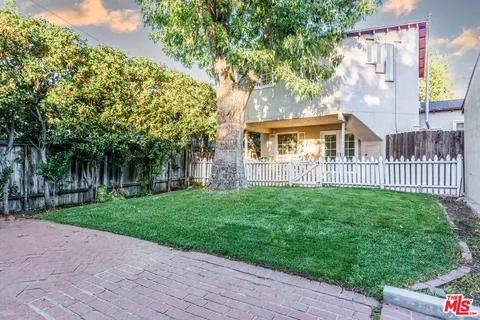 $7,500 | 4519 Van Noord Avenue, Studio City, CA 91604