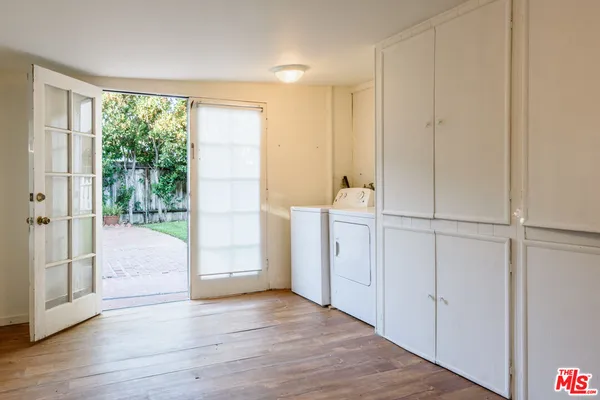 $7,500 | 4519 Van Noord Avenue, Studio City, CA 91604