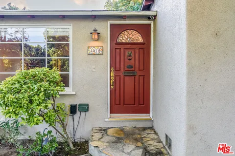 $7,500 | 4519 Van Noord Avenue, Studio City, CA 91604