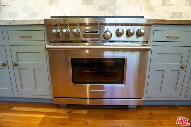 a close view of stove top oven
