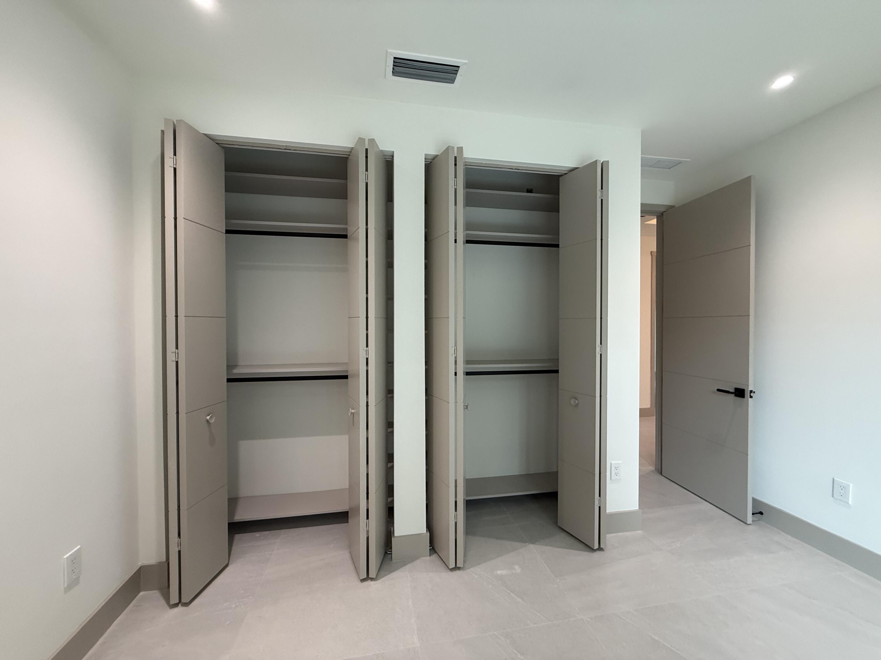 109 Point Pleasant Drive Key Largo, FL 33037 - Photo 50 of 58 CLOSETS