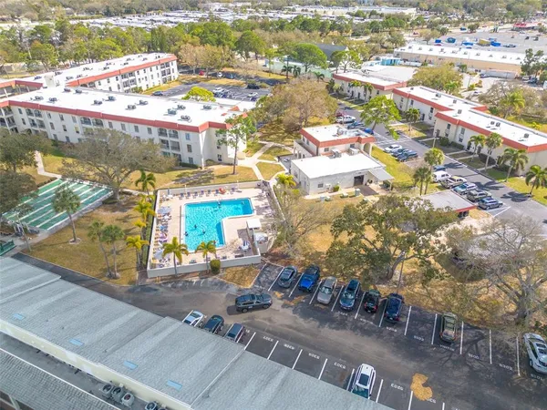 $204,999 | 2700 Bayshore Boulevard, Unit 5302, Dunedin, FL 34698