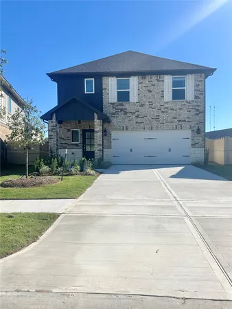 $2,600 | 9458 Herons Preserve, Conroe, TX 77385