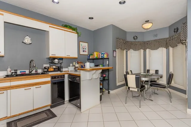 $299,900 | 103 Kim Terrace, Unit A, Stoughton, MA 02072