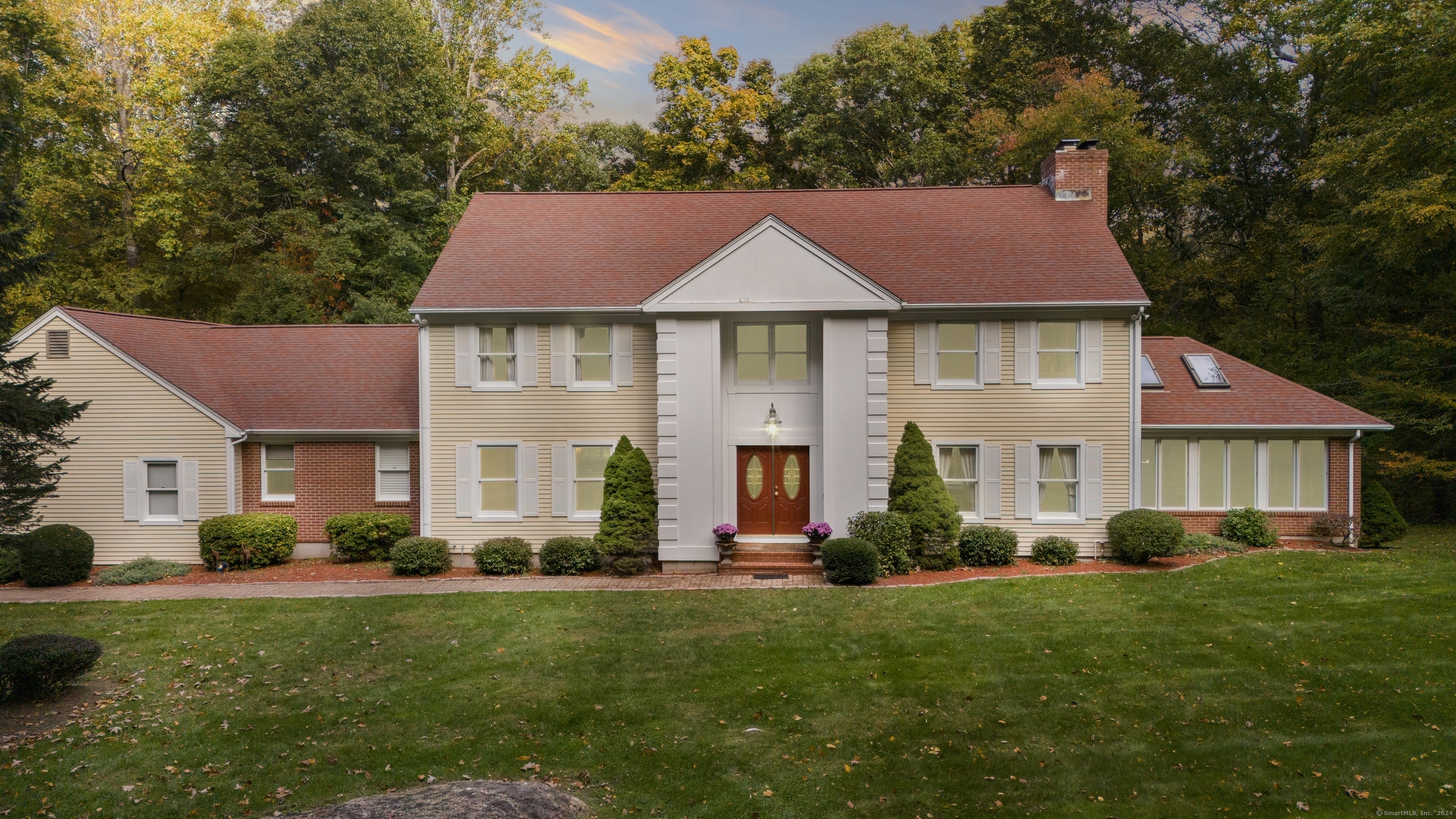 17 Stonewood Road Old Lyme, CT 06371 - Photo 1 of 1