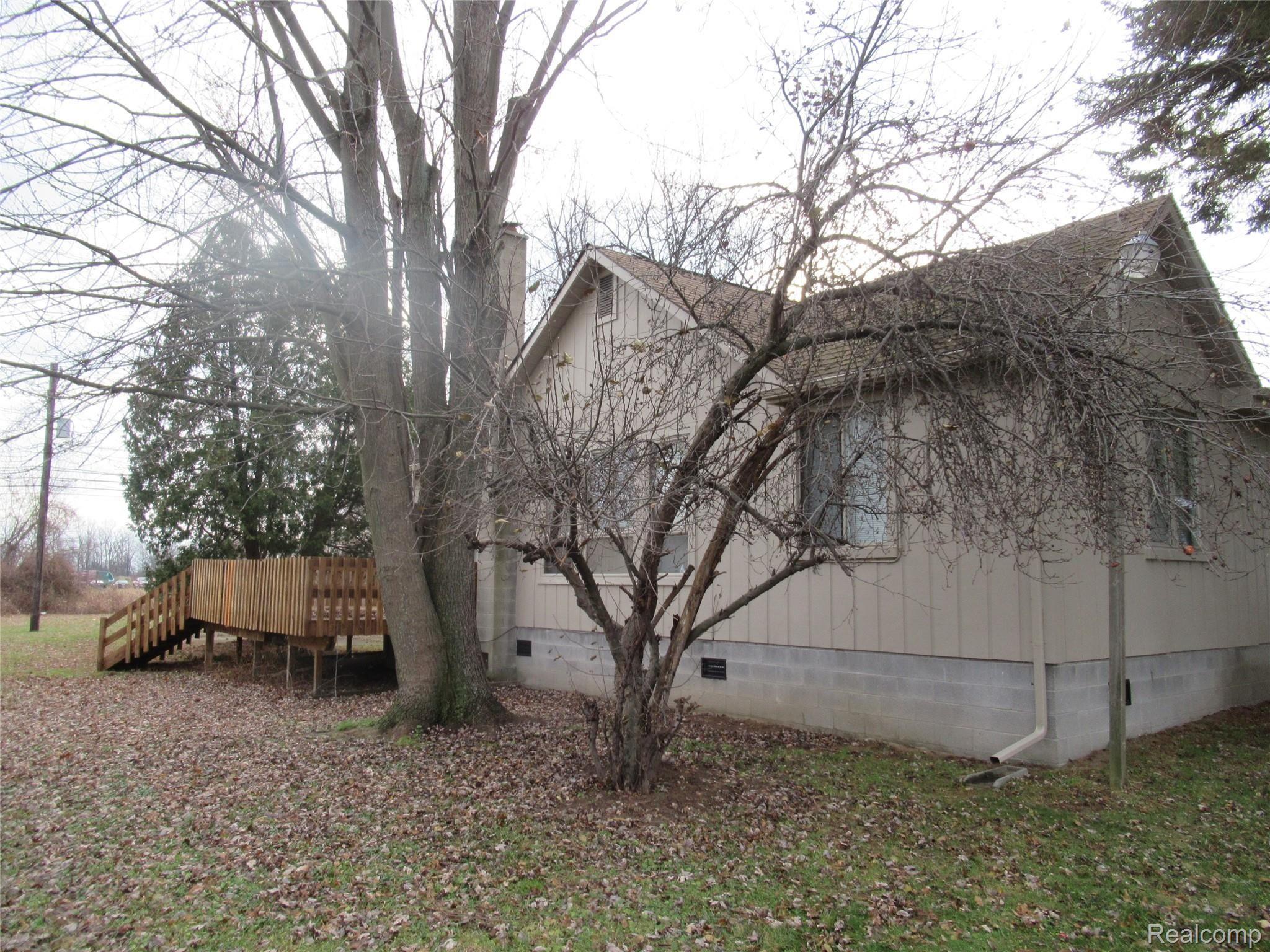 8205 Wayne Road Romulus, MI 48174 - Photo 11 of 26 IMG_4423.JPG