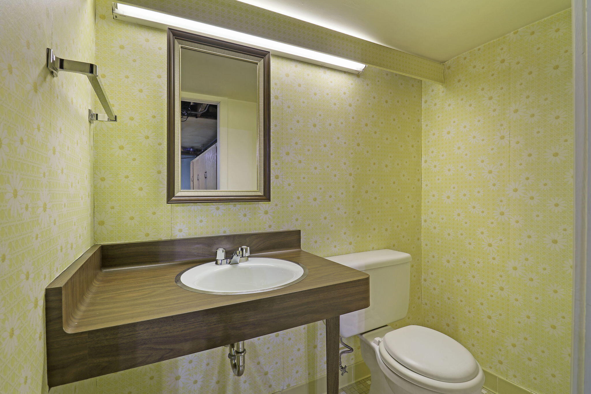 2116 37th Street Kenosha, WI 53140 - Photo 24 of 30 Bathroom in Basement