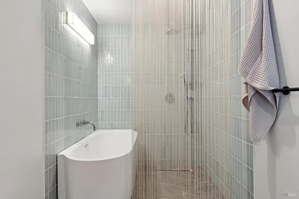 $2,750,000 | 119 Bretano Way, Greenbrae, CA 94904