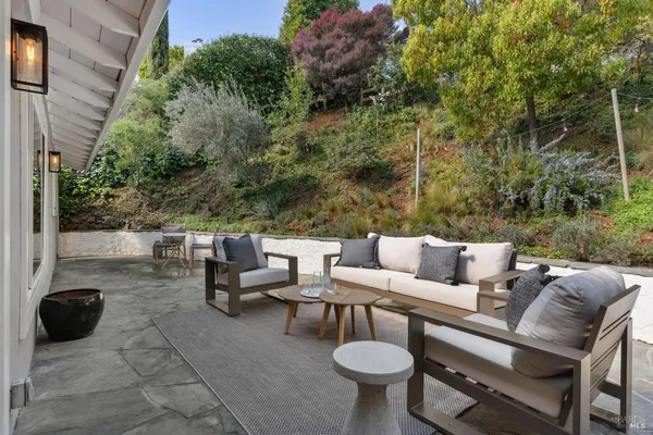 $2,750,000 | 119 Bretano Way, Greenbrae, CA 94904