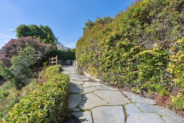 $2,750,000 | 119 Bretano Way, Greenbrae, CA 94904