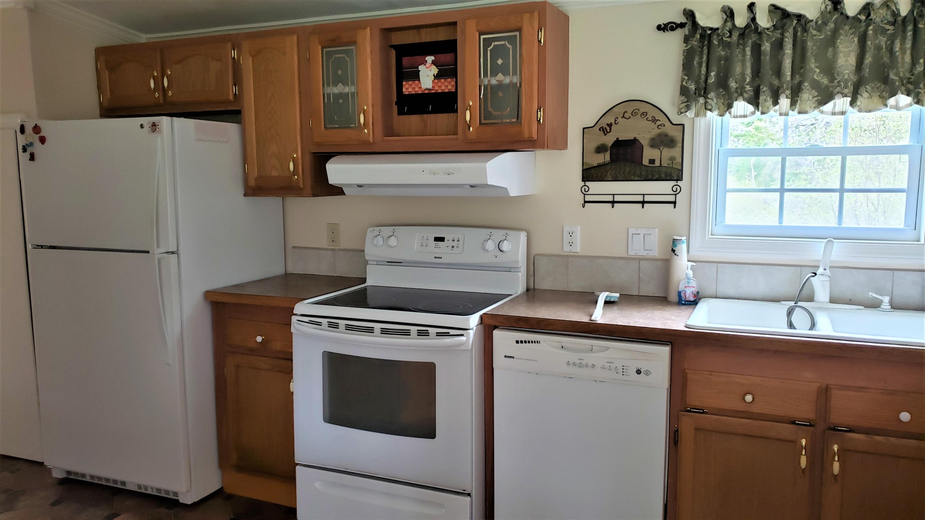 19 Honey Road Little Deer Isle, ME 04650 - Photo 14 of 27 appliances