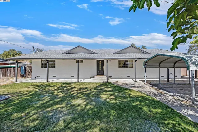 a house with lots of trees