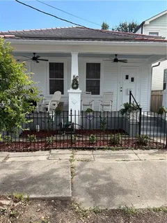 $1,700 | 429 Calhoun Street, New Orleans, LA 70118