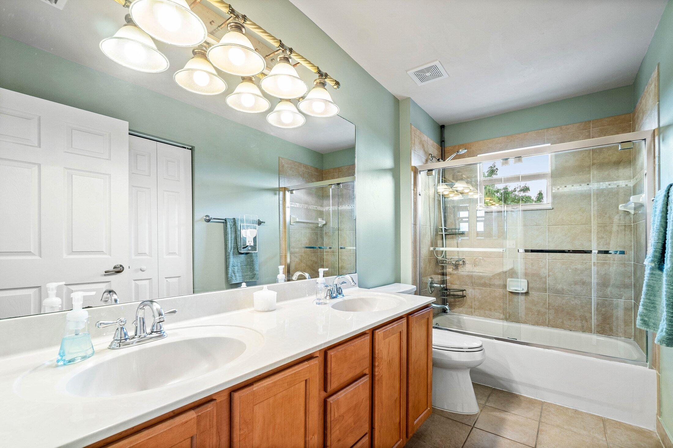 1414 Southeast Summit Trail Stuart, FL 34997 - Photo 31 of 42 Guest