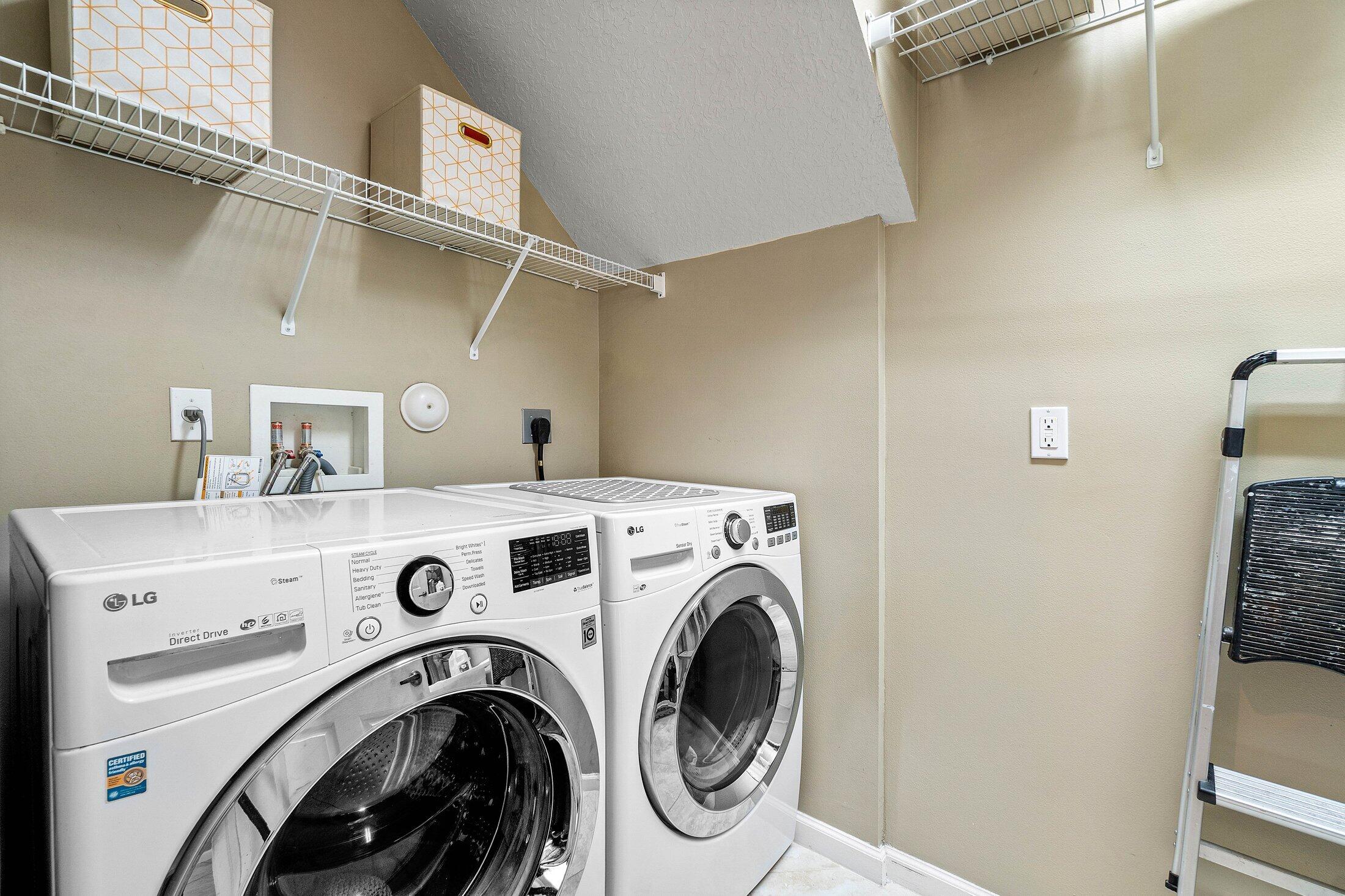 1414 Southeast Summit Trail Stuart, FL 34997 - Photo 35 of 42 Laundry