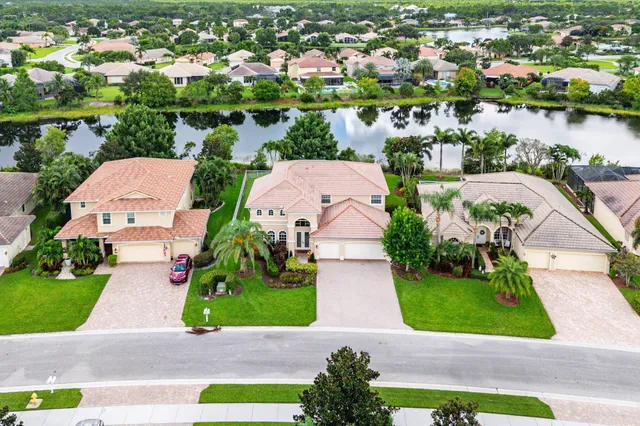 $869,900 | 1414 Southeast Summit Trail, Stuart, FL 34997