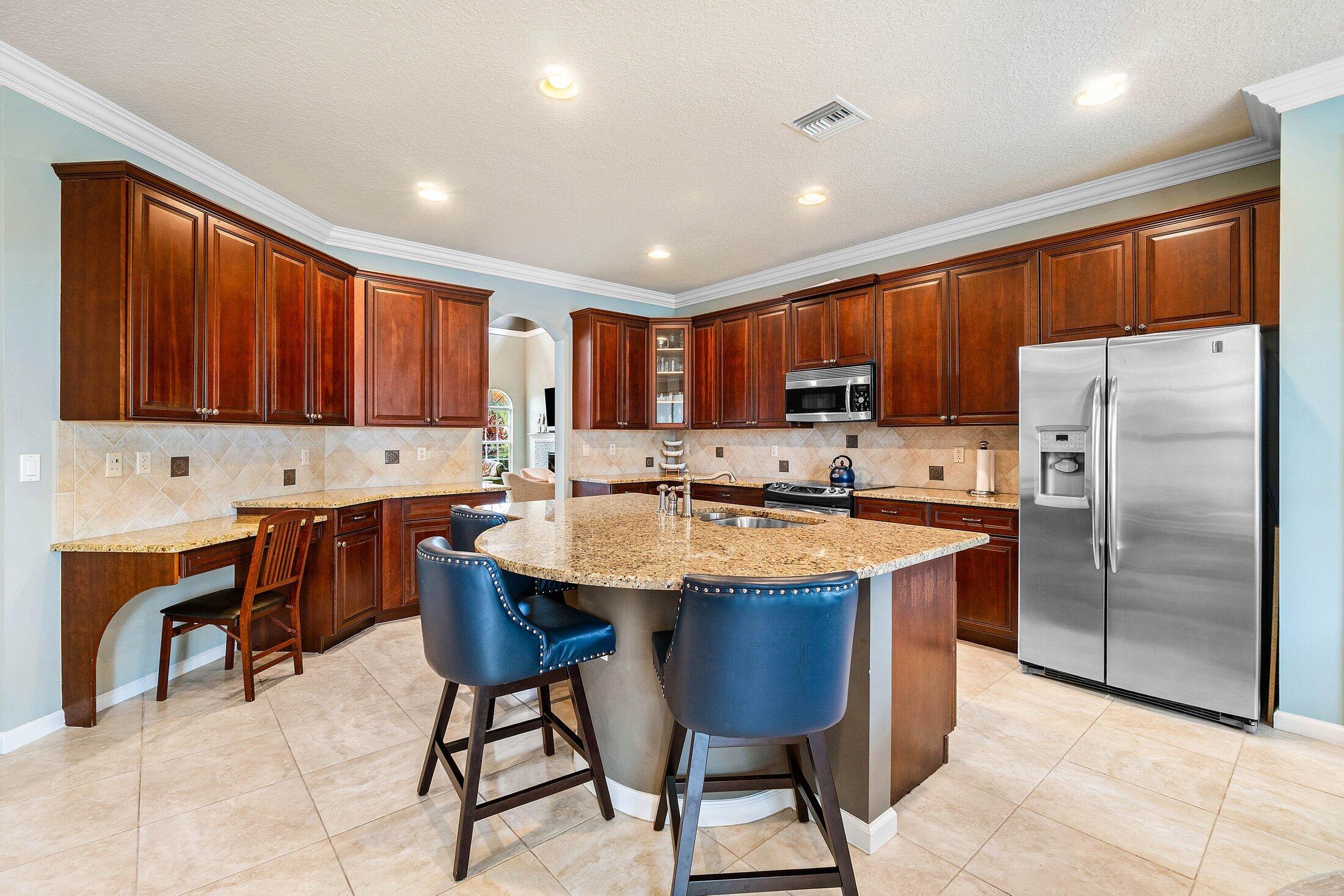 1414 Southeast Summit Trail Stuart, FL 34997 - Photo 10 of 42 Kitchen