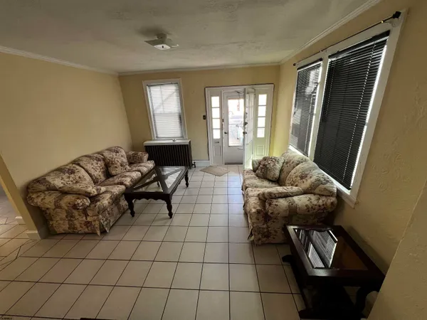 $2,000 | 36 North Georgia Avenue, Atlantic City, NJ 08401