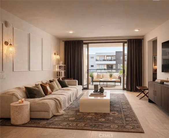 $1,175,000 | 16289 Dawn Way, Unit 208, Tustin, CA 92782