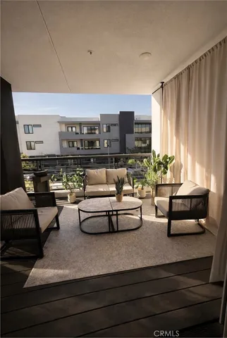 $1,175,000 | 16289 Dawn Way, Unit 208, Tustin, CA 92782