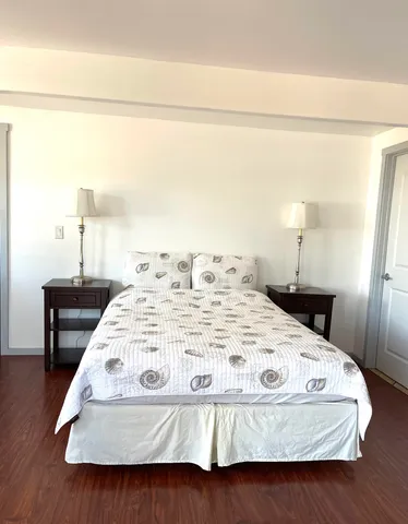 $899,000 | 215 Aahi Place, Kaunakakai, HI 96748