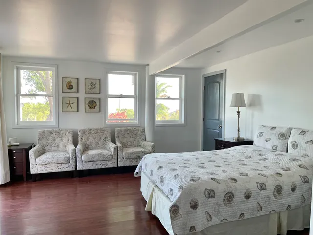 $899,000 | 215 Aahi Place, Kaunakakai, HI 96748