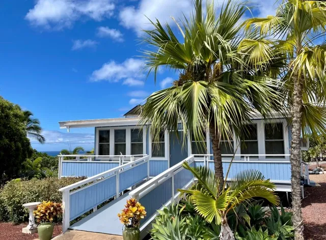 $899,000 | 215 Aahi Place, Kaunakakai, HI 96748