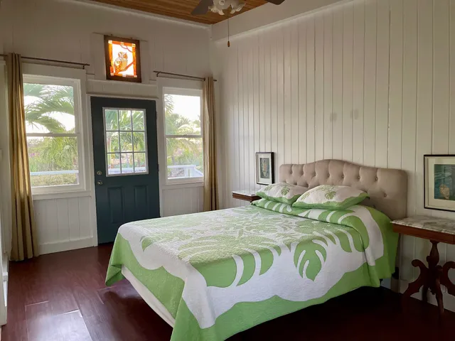 $899,000 | 215 Aahi Place, Kaunakakai, HI 96748