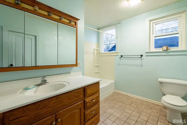 $145,000 | 204 North Front Street, North Manchester, IN 46962