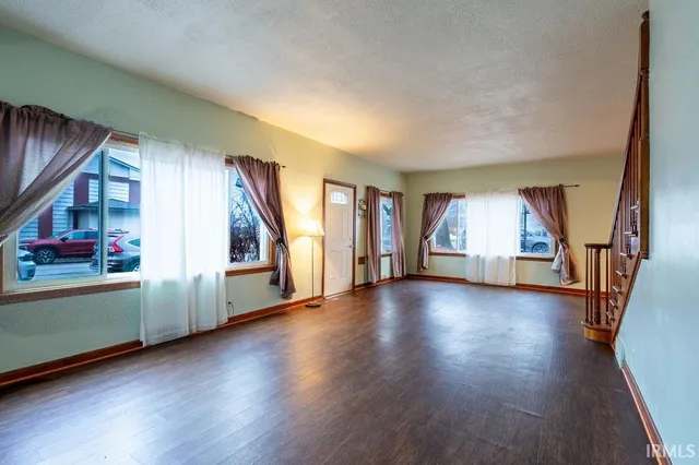 $145,000 | 204 North Front Street, North Manchester, IN 46962