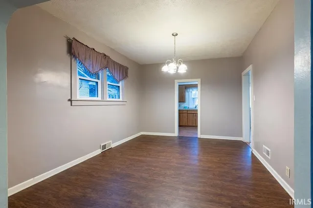 $145,000 | 204 North Front Street, North Manchester, IN 46962