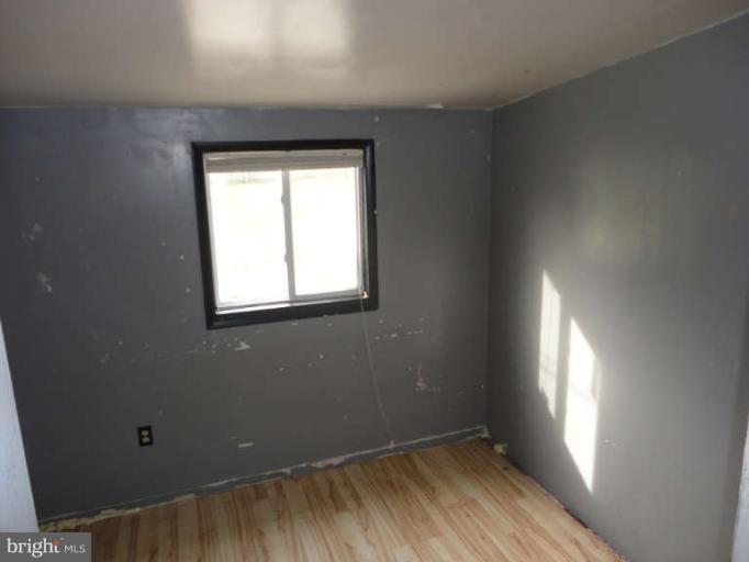 412 Elmwood Road Baltimore, MD 21206 - Photo 15 of 20 Bedroom