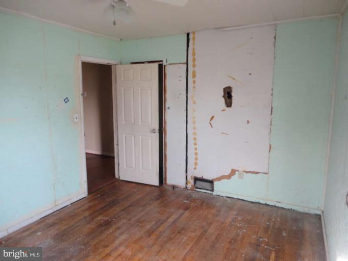 412 Elmwood Road Baltimore, MD 21206 - Photo 16 of 20 Bedroom