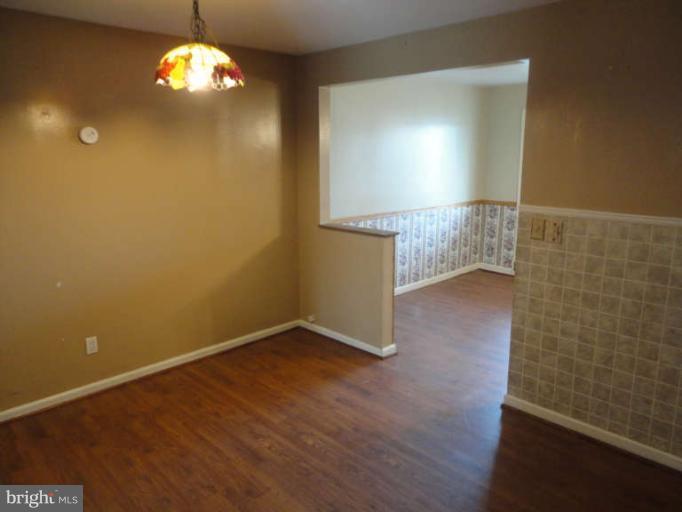 412 Elmwood Road Baltimore, MD 21206 - Photo 4 of 20 Dining Room