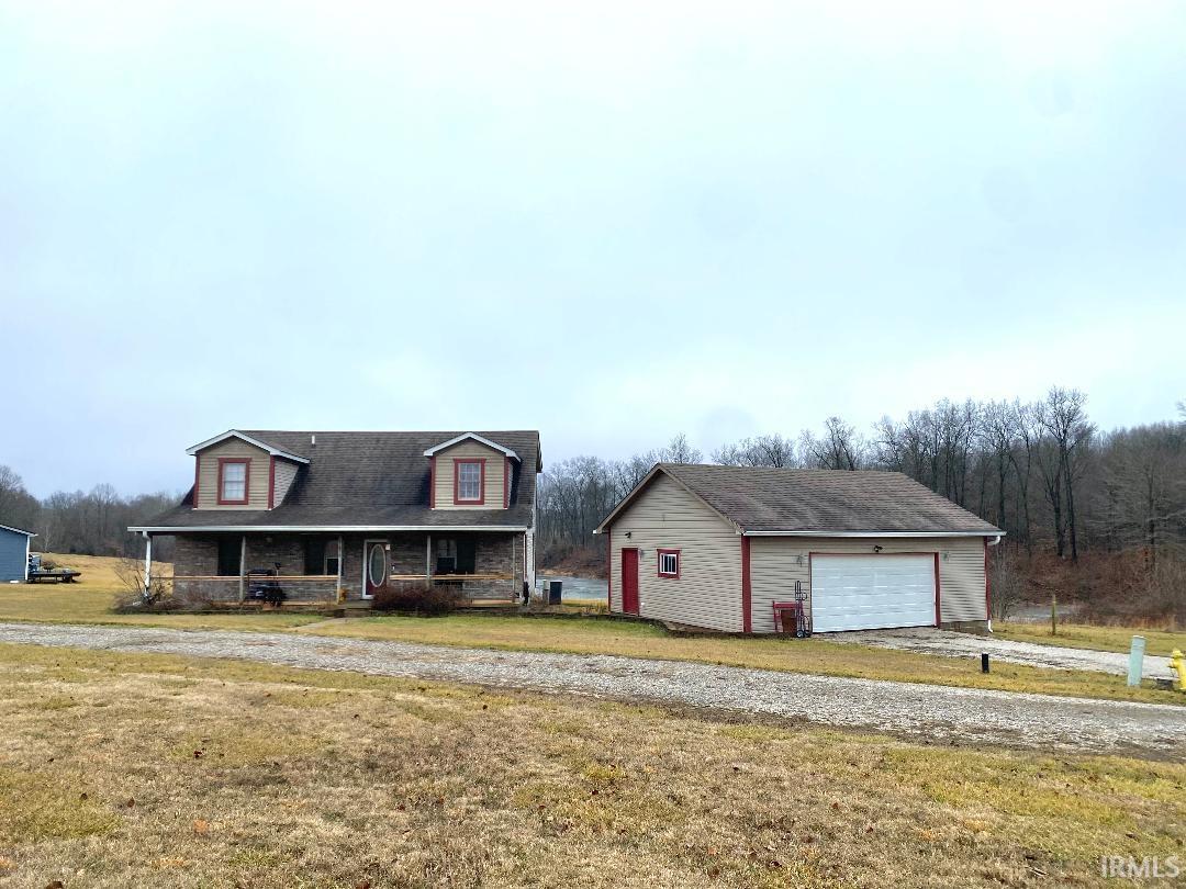 5656 North Cox Road Bloomfield, IN 47424 - Photo 3 of 32