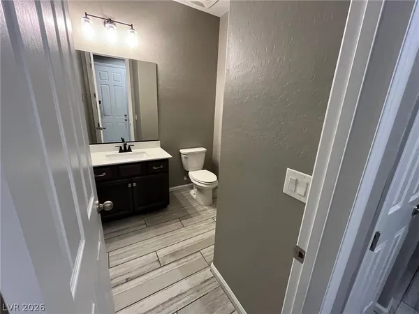 $3,000 | 6016 Bugsy Street, North Las Vegas, NV 89081